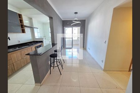 Sala de apartamento para alugar com 2 quartos, 65m² em Canto do Forte, Praia Grande