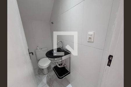Lavabo de casa de condomínio para alugar com 4 quartos, 329m² em Recreio dos Bandeirantes, Rio de Janeiro