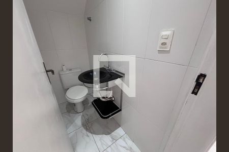 Lavabo de casa de condomínio para alugar com 4 quartos, 329m² em Recreio dos Bandeirantes, Rio de Janeiro