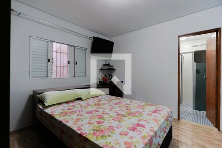 Suíte de casa à venda com 3 quartos, 240m² em Vila Celeste, São Paulo
