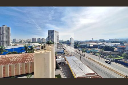 Vista  da Sala/Cozinha de apartamento para alugar com 1 quarto, 25m² em Parque Industrial Tomas Edson, São Paulo