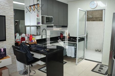 Casa de Condomínio para alugar com 2 quartos, 72m² em Jardim Barbacena, Cotia