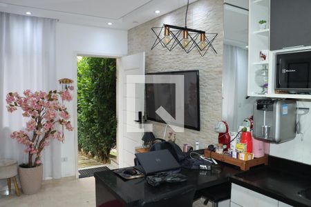 Casa de Condomínio para alugar com 2 quartos, 72m² em Jardim Barbacena, Cotia