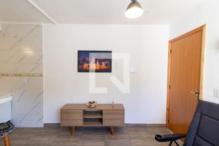 Sala de apartamento para alugar com 2 quartos, 38m² em Restinga, Porto Alegre