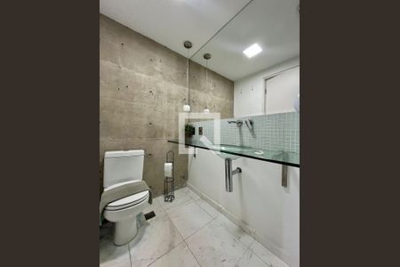 Banheiro de apartamento para alugar com 1 quarto, 70m² em Centro, Campinas