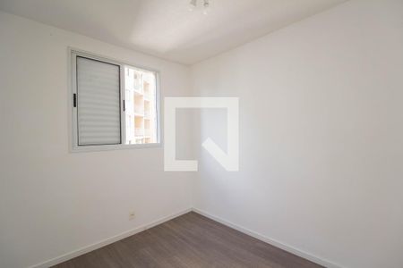 Quarto 2 de apartamento para alugar com 2 quartos, 43m² em Jardim Iris, São Paulo