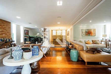 Casa de Condomínio à venda com 4 quartos, 290m² em Jardim Morumbi, São Paulo