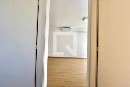 Corredor de apartamento para alugar com 2 quartos, 60m² em Vila Mascote, São Paulo