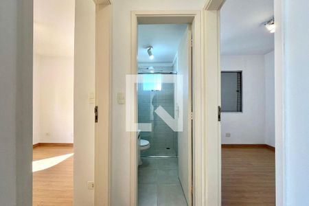 Corredor de apartamento para alugar com 2 quartos, 60m² em Vila Mascote, São Paulo