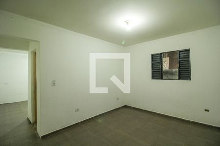 Quarto 2 de casa para alugar com 2 quartos, 40m² em Jardim Jaragua, São Paulo