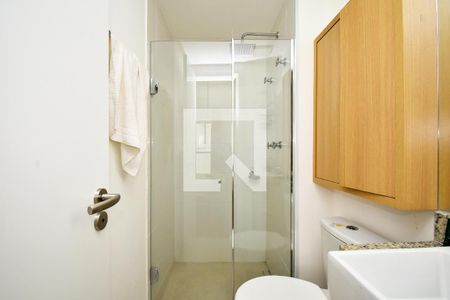 banheiro de kitnet/studio à venda com 1 quarto, 26m² em Pinheiros, São Paulo