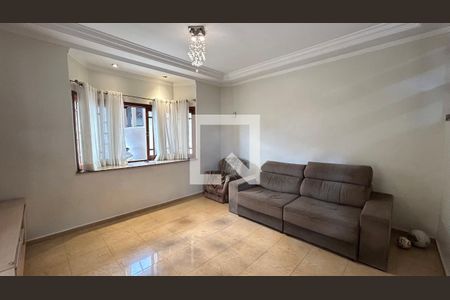 Sala de casa à venda com 3 quartos, 150m² em Jardim Barbosa, Guarulhos