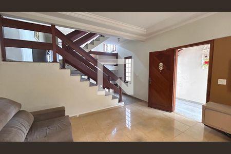Sala de casa à venda com 3 quartos, 150m² em Jardim Barbosa, Guarulhos