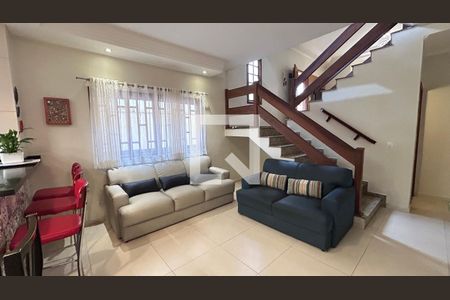 Sala de casa à venda com 3 quartos, 150m² em Jardim Barbosa, Guarulhos