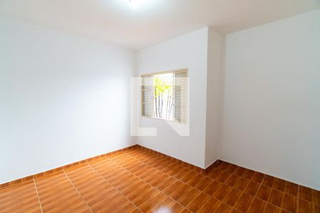 Quarto 2 de casa à venda com 4 quartos, 169m² em Vila Fachini, São Paulo