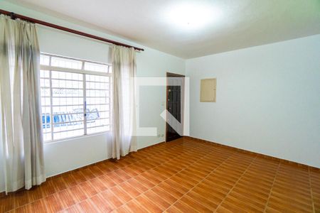 Sala de casa à venda com 4 quartos, 169m² em Vila Fachini, São Paulo