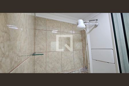 Banheiro de apartamento à venda com 2 quartos, 60m² em Utinga, Santo André