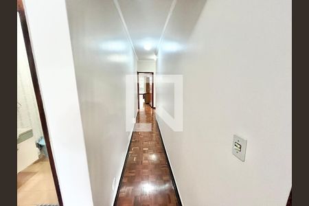 Corredor de casa à venda com 3 quartos, 250m² em Santana, São Paulo