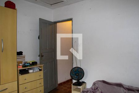 Casa à venda com 3 quartos, 70m² em Vila Paulo Silas, São Paulo