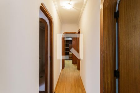 Corredor de apartamento para alugar com 3 quartos, 130m² em Indianópolis, São Paulo