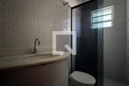 Banheiro da Suíte de casa para alugar com 2 quartos, 80m² em Parque Continental, Guarulhos