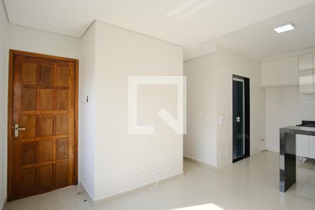 Sala de casa de condomínio para alugar com 2 quartos, 65m² em Vila Carrão, São Paulo