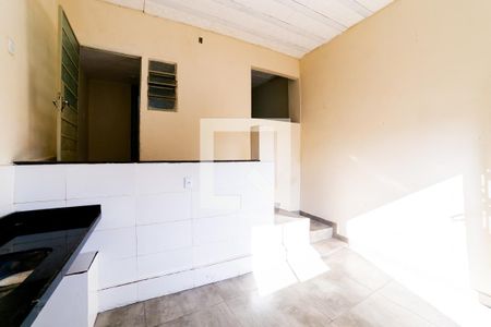 Sala de kitnet/studio para alugar com 1 quarto, 18m² em Esplanada, Belo Horizonte