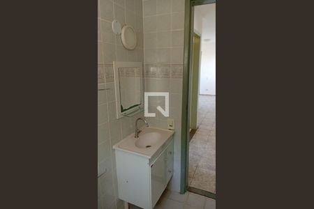 Banheiro de apartamento para alugar com 2 quartos, 49m² em Jardim dos Oliveiras, Campinas