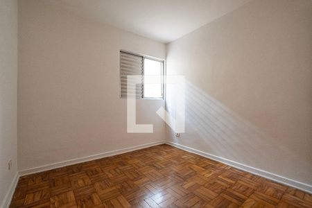 Quarto 2 de apartamento para alugar com 2 quartos, 77m² em Alto de Pinheiros, São Paulo