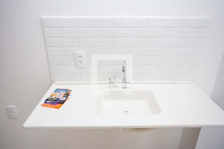 Sala/Cozinha de apartamento à venda com 2 quartos, 41m² em Canhema, Diadema