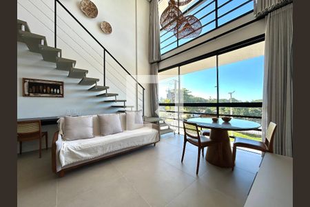 Sala de apartamento para alugar com 1 quarto, 55m² em Barra da Lagoa, Florianópolis