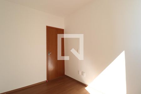 Quarto 1 de apartamento para alugar com 2 quartos, 45m² em Morada da Colina, Uberlândia