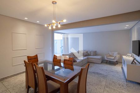 Apartamento à venda com 4 quartos, 191m² em Castelo, Belo Horizonte