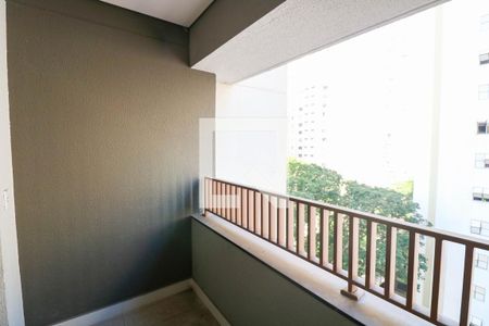 Varanda de kitnet/studio à venda com 1 quarto, 25m² em Campo Belo, São Paulo