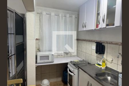 Cozinha de apartamento para alugar com 1 quarto, 40m² em Canto do Forte, Praia Grande