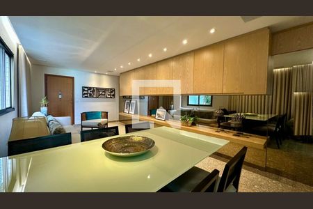 Sala  de apartamento à venda com 4 quartos, 130m² em Buritis, Belo Horizonte