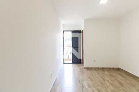 Suíte 1 de casa para alugar com 3 quartos, 188m² em Penha de França, São Paulo