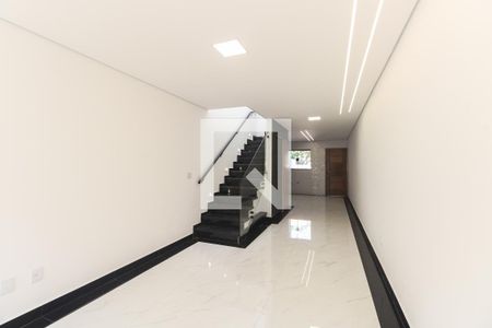 Sala de casa para alugar com 3 quartos, 188m² em Penha de França, São Paulo