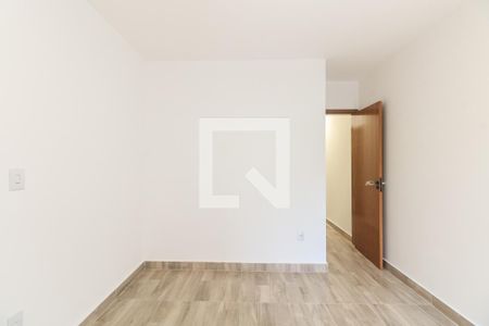 Suíte 1 de casa para alugar com 3 quartos, 188m² em Penha de França, São Paulo