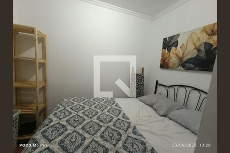 Quarto de apartamento à venda com 3 quartos, 65m² em Utinga, Santo André