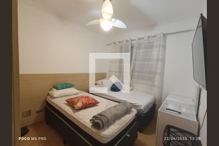 Quarto de apartamento à venda com 3 quartos, 65m² em Utinga, Santo André