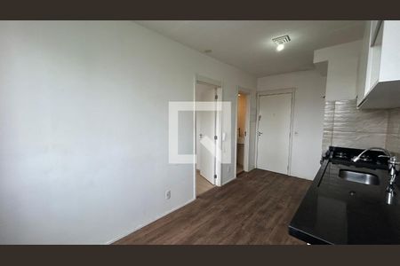 Sala integrada com a Cozinha de apartamento para alugar com 1 quarto, 24m² em Jardim Prudência, São Paulo
