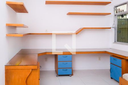 Quarto 1 de casa para alugar com 3 quartos, 400m² em Centro, Mesquita