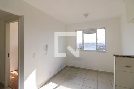 Sala/Cozinha de apartamento para alugar com 2 quartos, 34m² em Parque Munhoz, São Paulo