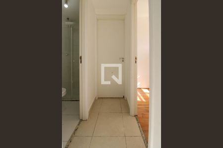 Corredor  de apartamento para alugar com 2 quartos, 34m² em Parque Munhoz, São Paulo
