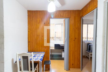 Sala de apartamento à venda com 2 quartos, 36m² em Vila Nova, Porto Alegre