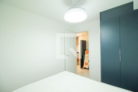 Quarto 1 de apartamento à venda com 2 quartos, 35m² em Parque Industrial Tomas Edson, São Paulo