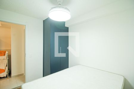 Quarto 1 de apartamento à venda com 2 quartos, 35m² em Parque Industrial Tomas Edson, São Paulo