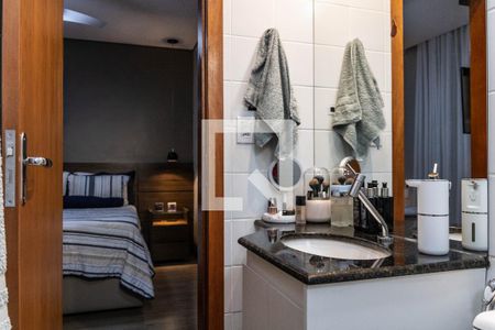 Banheiro da Suíte de apartamento à venda com 3 quartos, 85m² em Buritis, Belo Horizonte