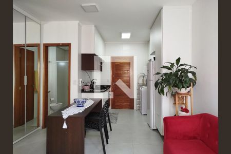 Stúdio mobiliado - cozinha de kitnet/studio à venda com 1 quarto, 35m² em Vila Azevedo, São Paulo